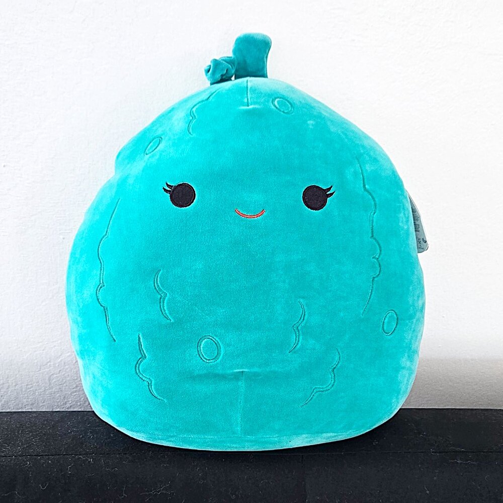 Squishmallow Emerald Green Pickle Plushie NWT